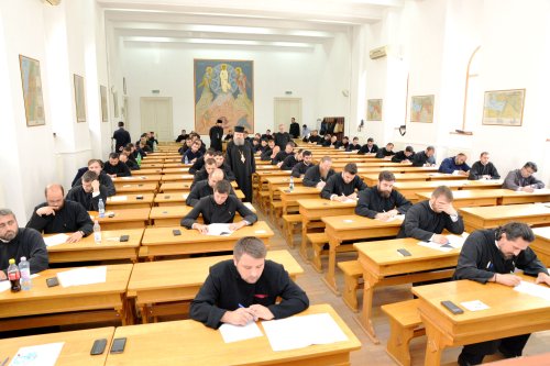 Examene de promovare profesională în preoţie