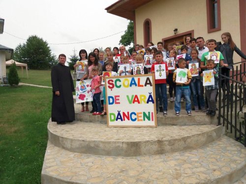 Activităţi pentru copii la Dănceni şi Hârja