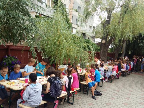 Școala de vară la Parohia „Cuvioasa Paraschiva” din Alba Iulia