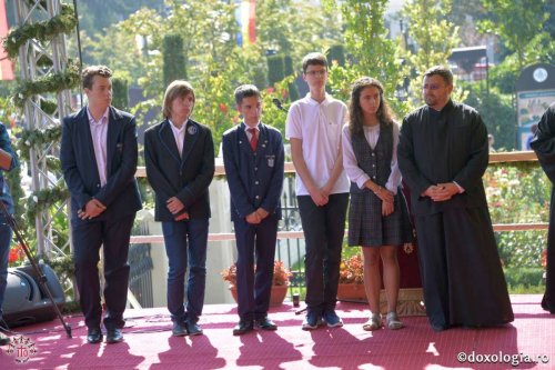 Olimpici internaţionali premiaţi cu distincţia „Crucea Moldavă“