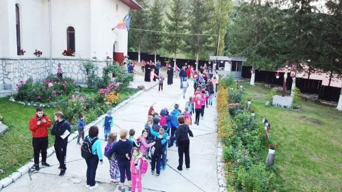 Tabără pentru copii români şi maghiari în Harghita