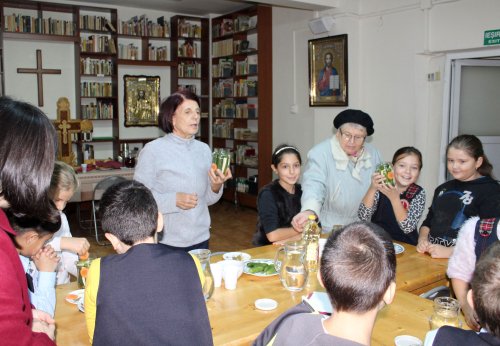 A fost reluat „Atelierul gastronomic” pentru copii, la Parohia „Naşterea Domnului” din Cluj-Napoca