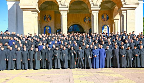 Preoții vrânceni s-au reunit în conferință