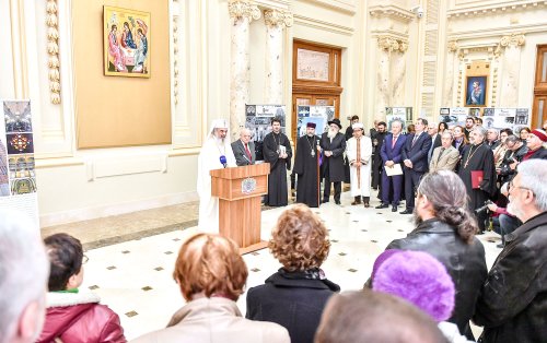 Expoziţie şi simpozion la Palatul Patriarhiei