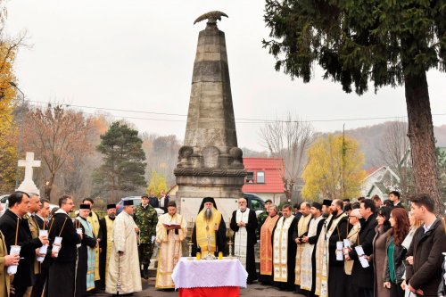 Rugăciune pentru eroii români căzuţi la Cotul Donului