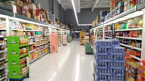 România a cumpărat alimente de 5 miliarde euro la 9 luni, în 2017