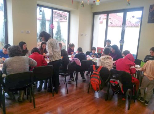 Activităţi practice în centrele pentru copii ale Arhiepiscopiei Craiovei