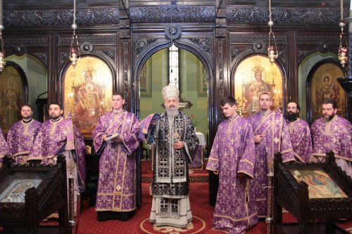Slujiri arhierești la Catedrala din Alba Iulia