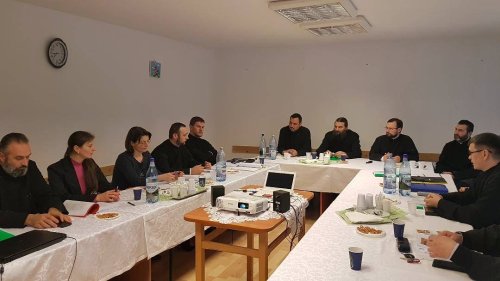 Comisia eparhială a Departamentului ONG s-a întrunit la Bacău