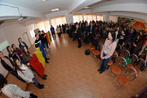 Unirea Basarabiei cu România, marcată la Liceul „Petru Poni“ din Iaşi