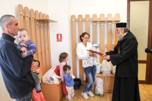 Arhiepiscopia Craiovei a donat o locuință unei familii aflate în nevoie