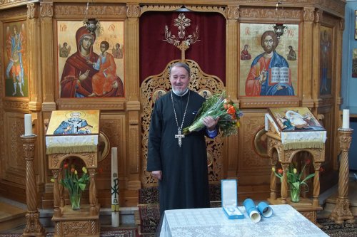 Ordinul Național „Serviciul Credincios” în grad de Cavaler pentru preotul Ioan Dură