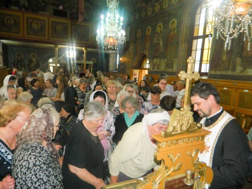 Moment istoric pentru comunitatea bocșeană - un nou preot în Parohia Bocșa Vasiova