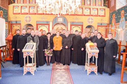 Întrunire a preoților Cercului pastoral-misionar Reșița Nord la Parohia Țerova