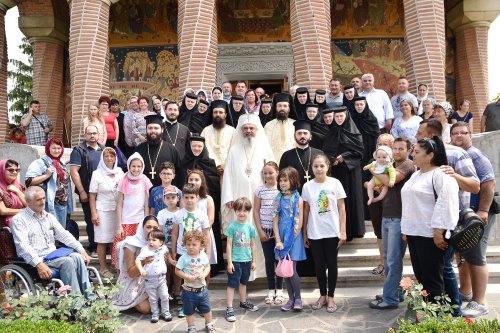 Patriarhul României la Mănăstirea Samurcăşeşti