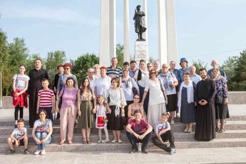 Credincioși de la Parohia Iancu Vechi - Mătăsari în pelerinaj în Dobrogea și Ialomița