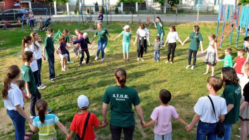 Centrul de Zi pentru Copii din Bucecea organizează Şcoala de vară, ediţia I