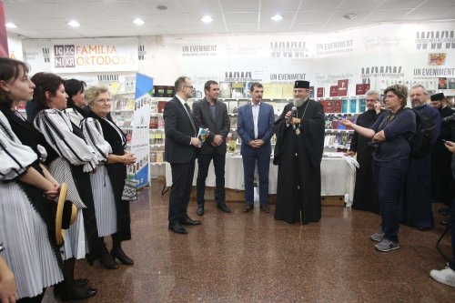 A început Târgul Național de Carte Religioasă de la Sibiu