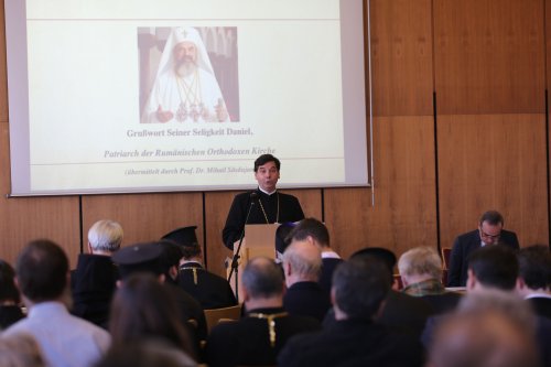 Ortodoxia românească - punte de legătură între Orient şi Occident