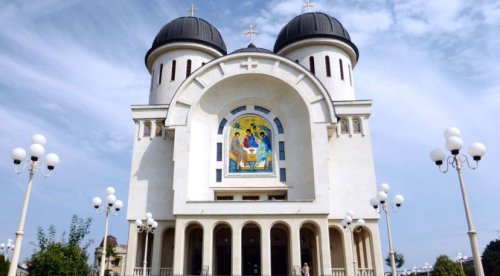 Catedrala „Sfânta Treime” din Arad - o bucurie pentru Centenarul Marii Uniri din 1918