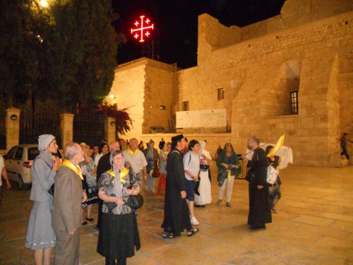 Mărturisire de credinţă în peștera din Betleem