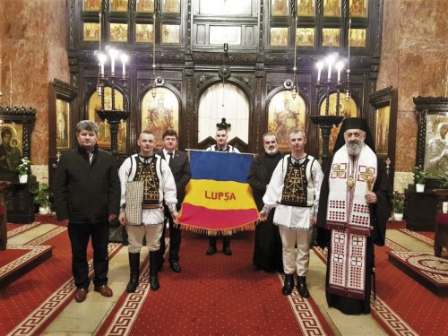 Slujbă de binecuvântare a drapelului național, la Alba Iulia