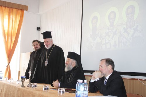 Simpozion interliceal la Seminarul Teologic Ortodox din Galaţi