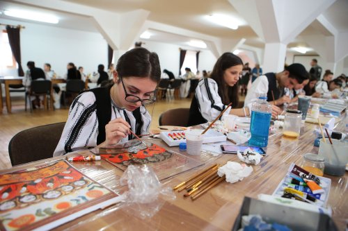 109 elevi sibieni la Olimpiada „Meşteşuguri artistice tradiţionale”