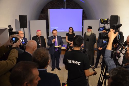 Expoziție cu 500 de exemplare de Biblii, la Timișoara
