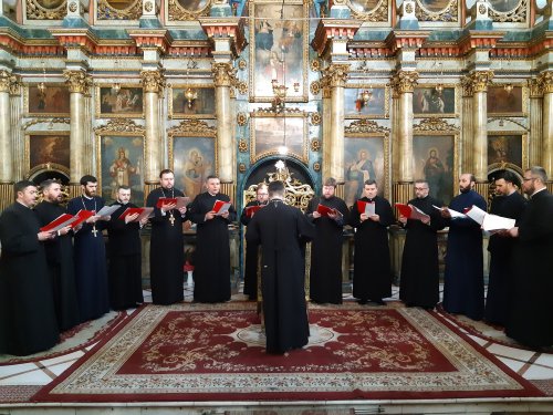 Concert de pricesne la Biserica cu Lună-Oradea