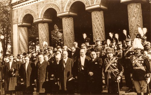 Paștile la Curtea Regală a României acum 100 de ani 