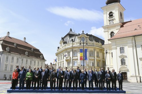 Mesaj de unitate al liderilor Uniunii Europene