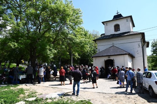 Mănăstirea Copou a îmbrăcat straie de sărbătoare