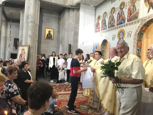 Elevi premiați la Biserica „Sfinții Apostoli Petru și Pavel”, Cluj