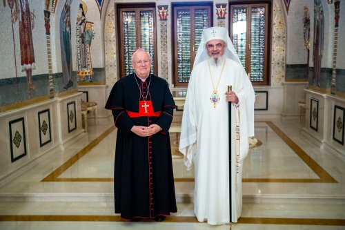 Pelerini italieni în vizită la Reşedinţa Patriarhală