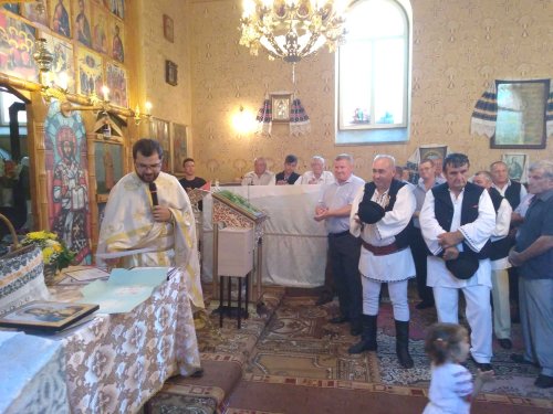 Sărbătoarea „Fiii satului” la Ştenea, judeţul Sibiu