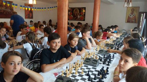 Concursul de şah „Tinerii în inima satului”, în Parohia Poduri