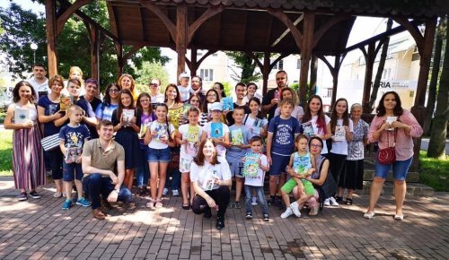 Tinerii din Rădăuți schimbă orașul prin lectură