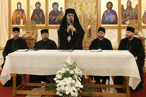 Preoții din Vrancea, în conferință de toamnă