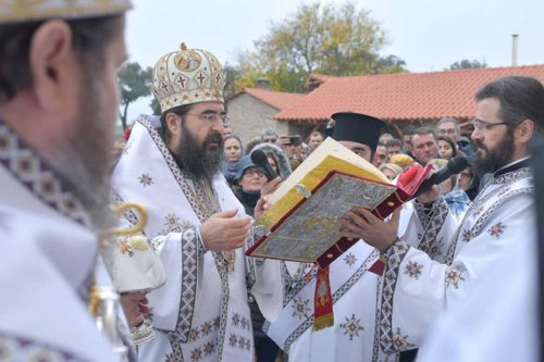 Sfinţirea primei mănăstiri ortodoxe româneşti din Portugalia