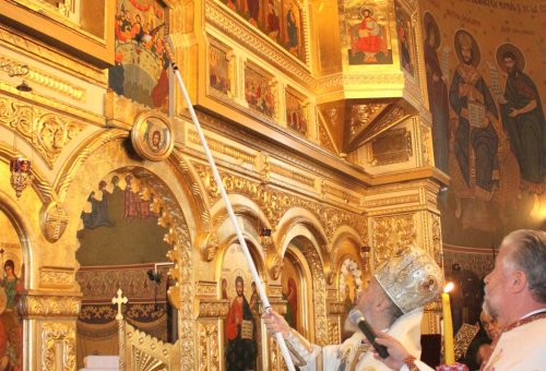 Sfințirea picturii bisericii gălățene „Sfânta Ecaterina”