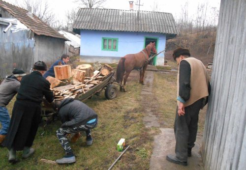 Activități filantropice în două parohii rurale din Botoşani