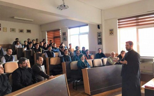 Aspecte ale misiunii preoţilor din Cluj-Napoca, prezentate elevilor seminarişti clujeni