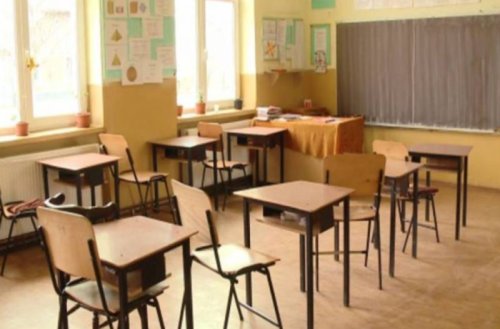 Cursuri suspendate în 20 de școli din Capitală
