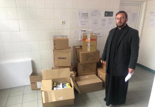 Aparate şi alte produse oferite de Eparhia Argeșului și Muscelului medicilor din Pitești