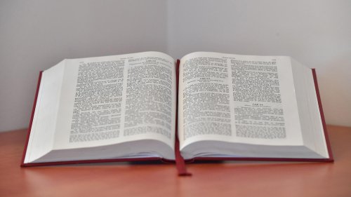 Cercetarea Bibliei ne descoperă adevărul mântuitor