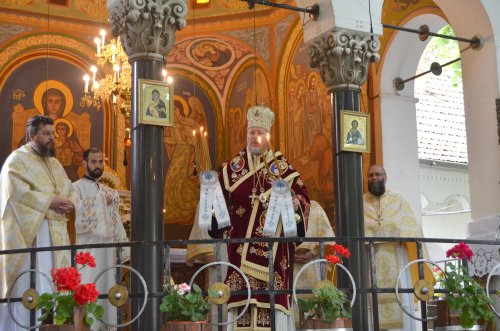 Slujire arhierească la Mănăstirea Hodoş-Bodrog, județul Arad