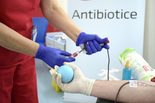 Donare de sânge la Antibiotice Iași