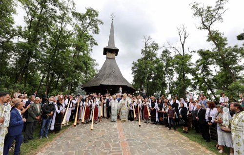Slujire arhierească la Mănăstirea Scărişoara Nouă, judeţul Satu Mare
