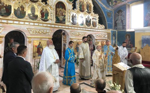 Slujire arhierească și binecuvântare la Parohia Cuied, județul Arad